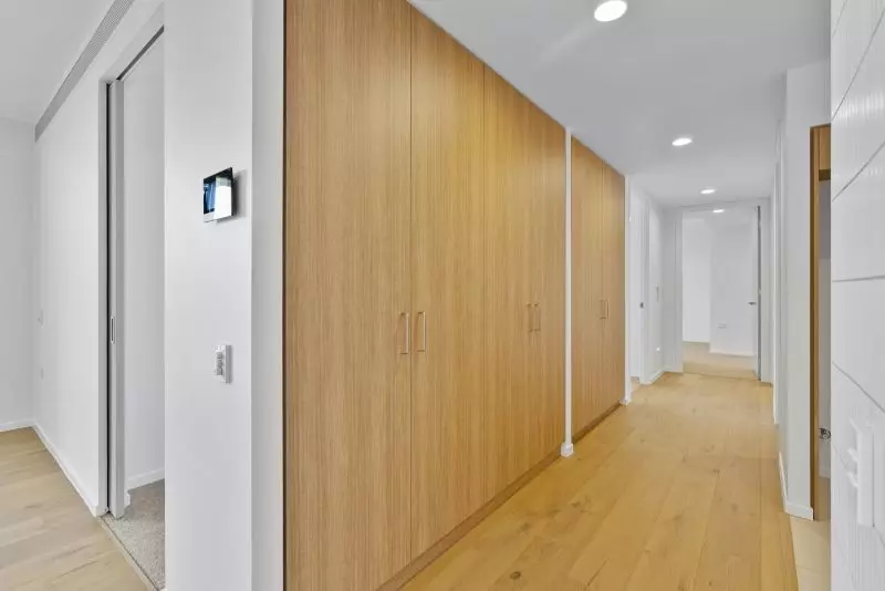 5th floor penthouse views over golf course