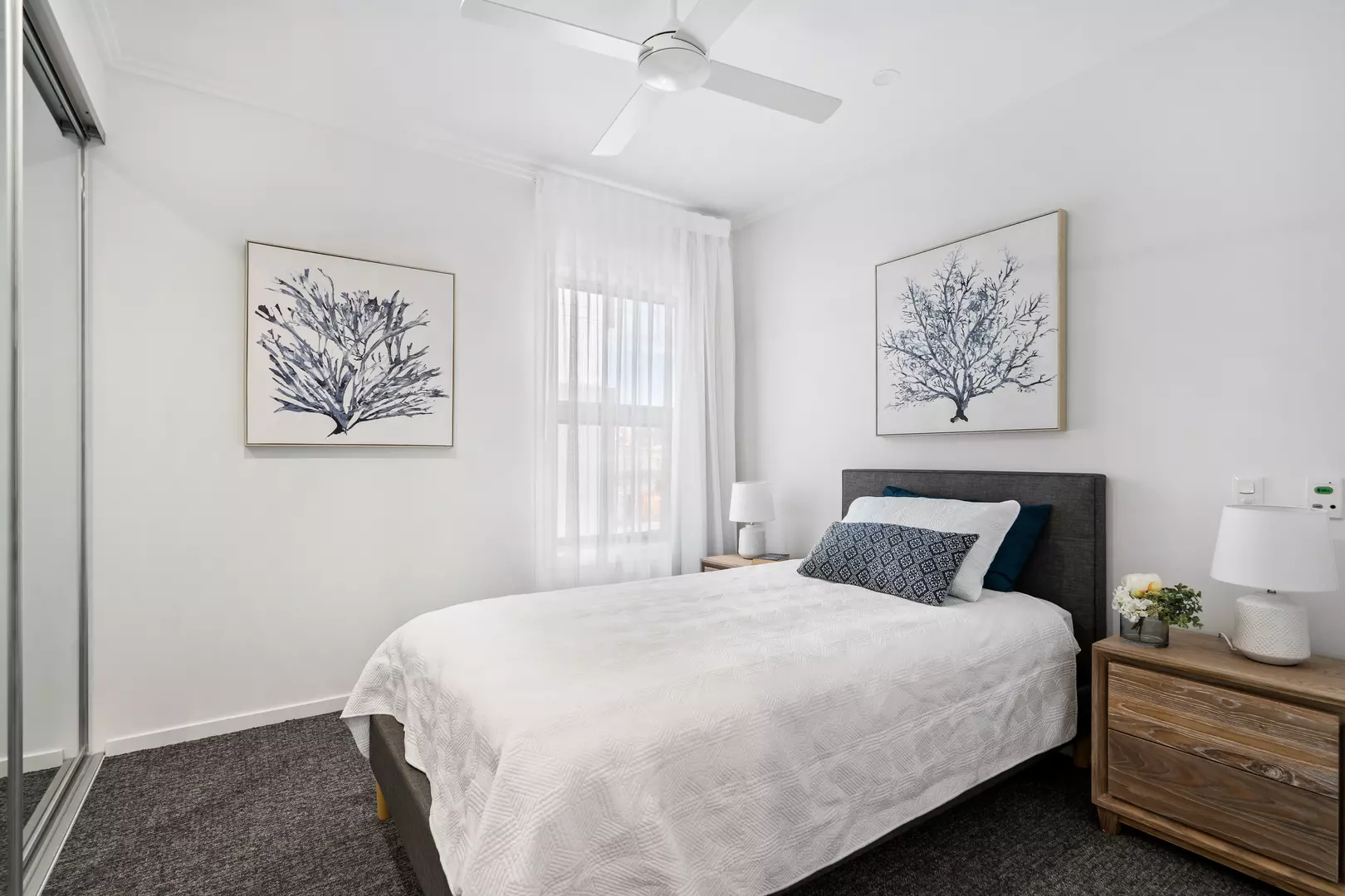 Stunning, spacious three-bedroom apartment