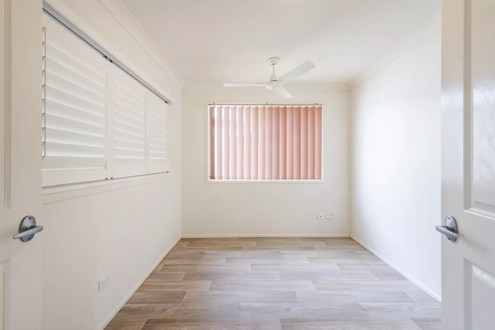 RELAXED COASTAL LIFESTYLE AWAITS