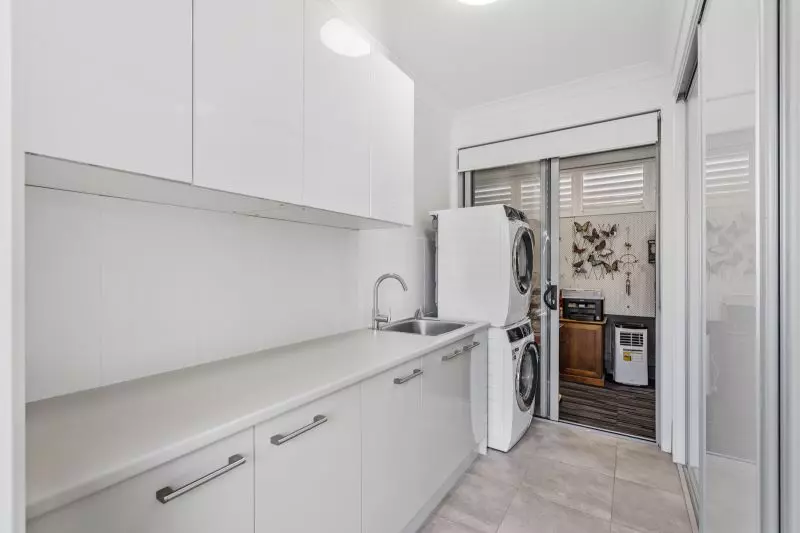 Site 002 - Established Silver Mist I