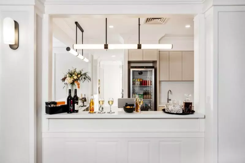 One-bedroom apartment with a large double balcony