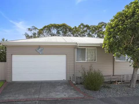 Lake Munmorah Village - Site 9