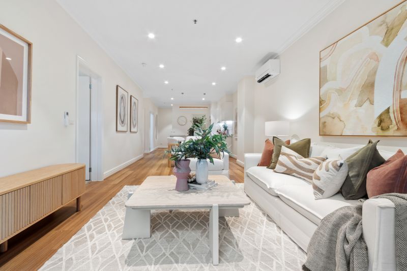 Beautiful architect designed 2 bed, 2 bath apartment on the ground floor.