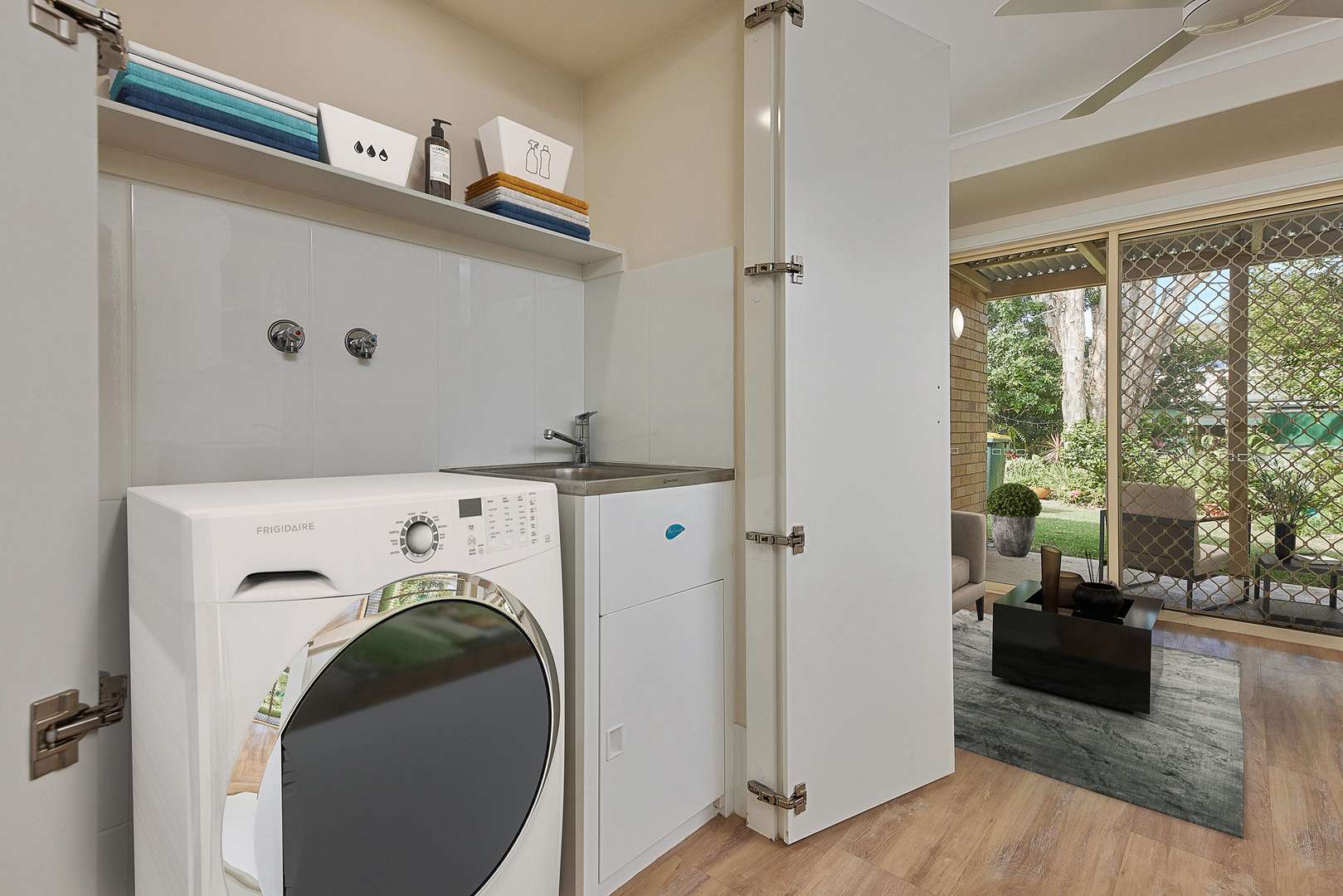 Two bedroom unit available today!