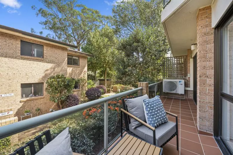 Large one-bedroom apartment