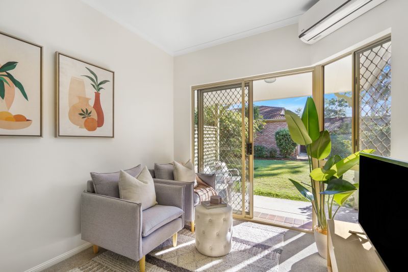 One bedroom apartment with services - Under refurbishment