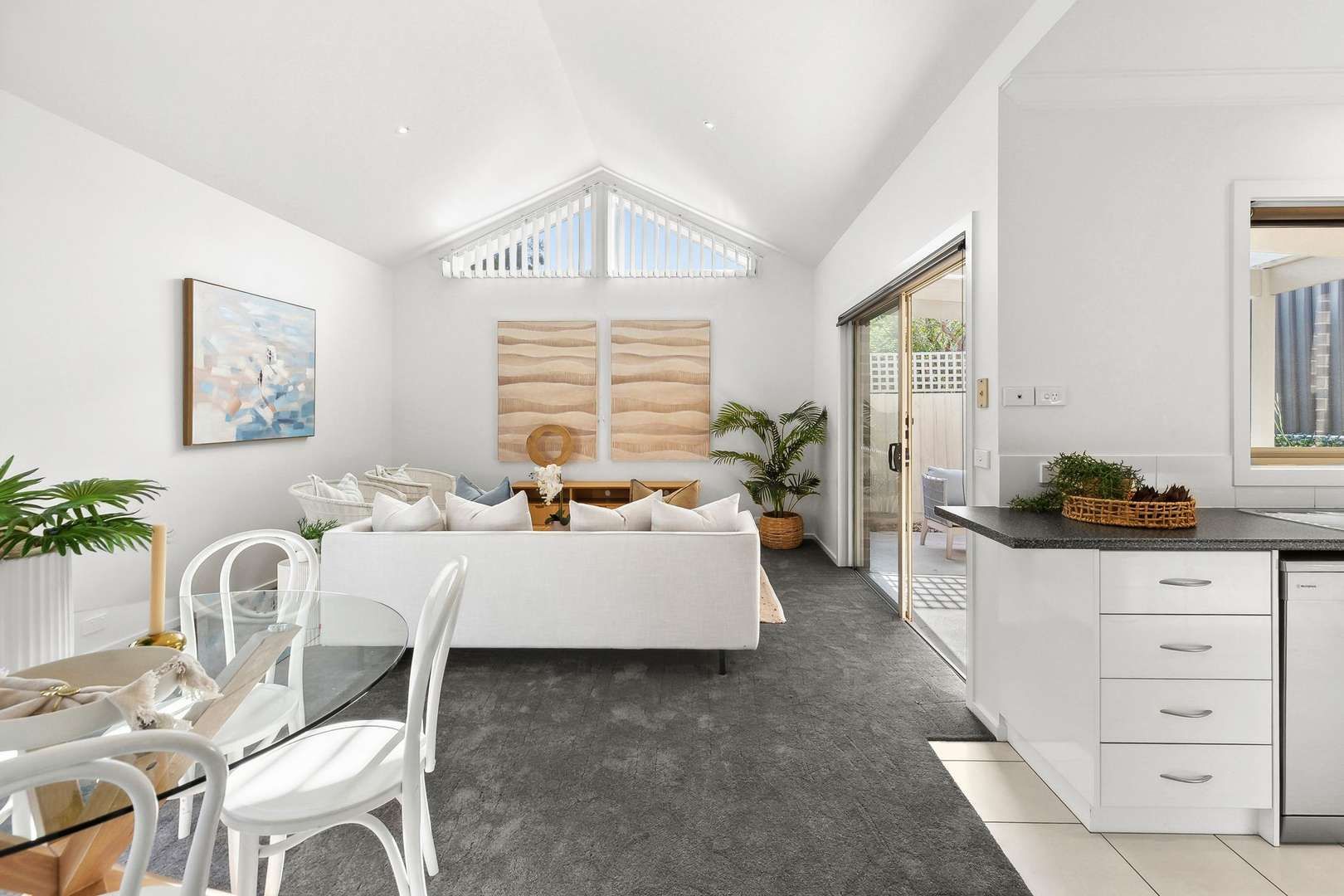 Renovated Two Bedroom Villa with Alfresco near the Bellarine Peninsula