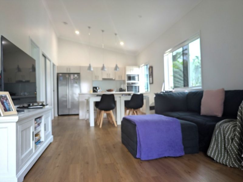 Gorgeous high-set home