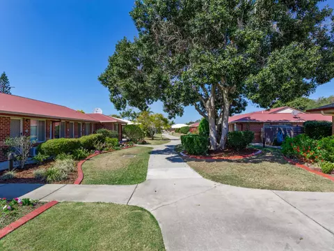 Affordable Independent Retirement Rental Living- OXFORD CREST DEAGON