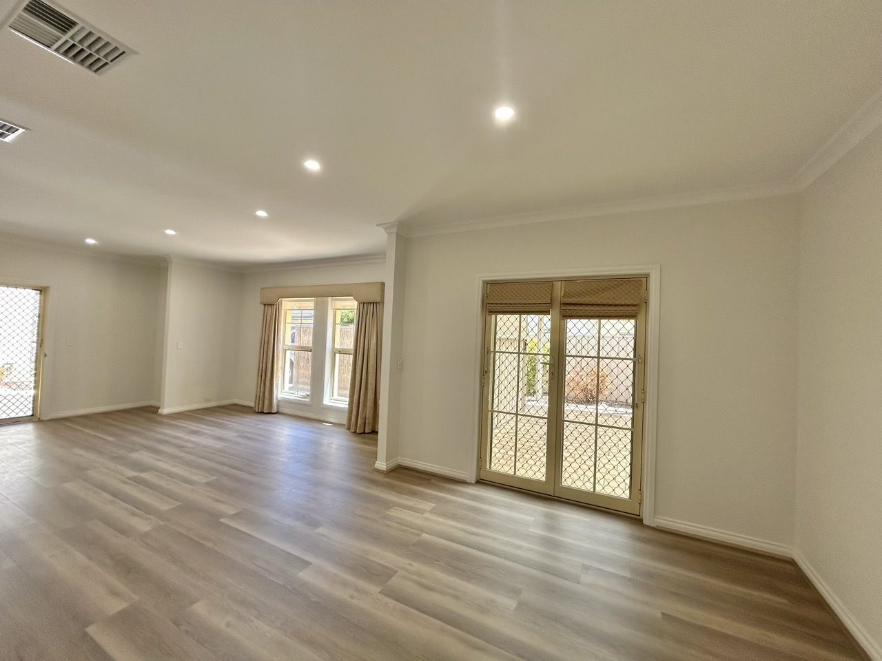 Fully Renovated Modern Home in sought after Stuart Grove