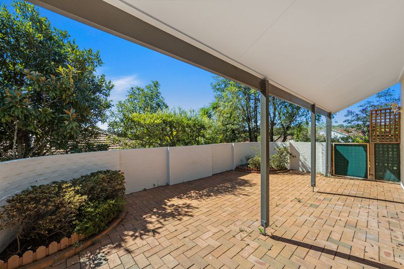 Spacious Villa with Light-Filled Living at Lakeside Village