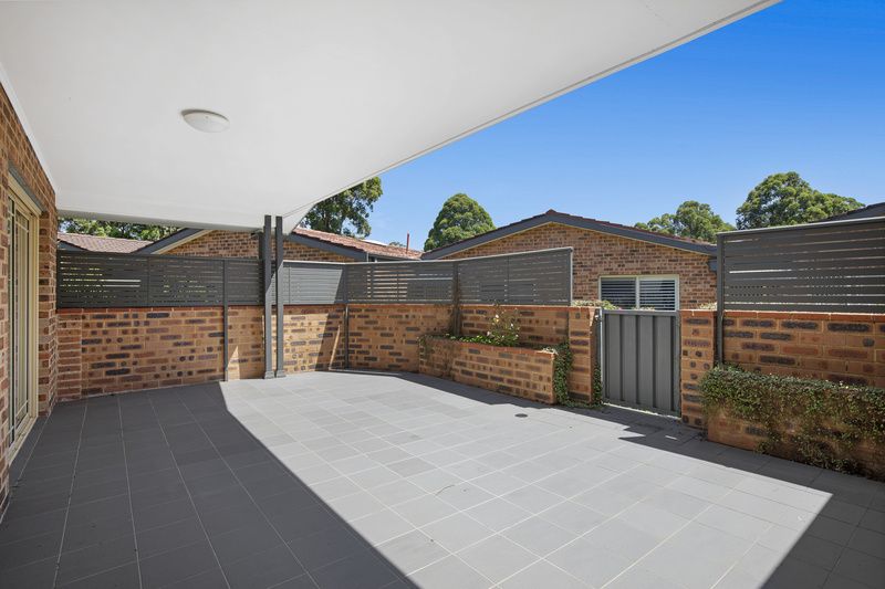 Sunlit Villa with Expansive Outdoor Living