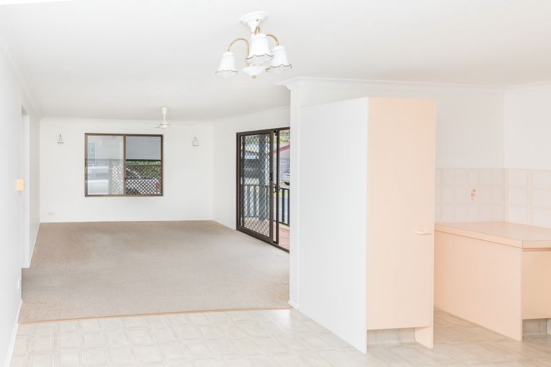 Burleigh Town Village, an Over 50's Pet friendly Residential Park