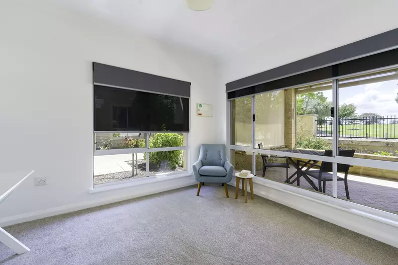 Parkside Apartment with Spacious Layout and Private Patio