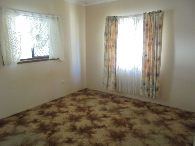 Lime Tree Village - Site 74