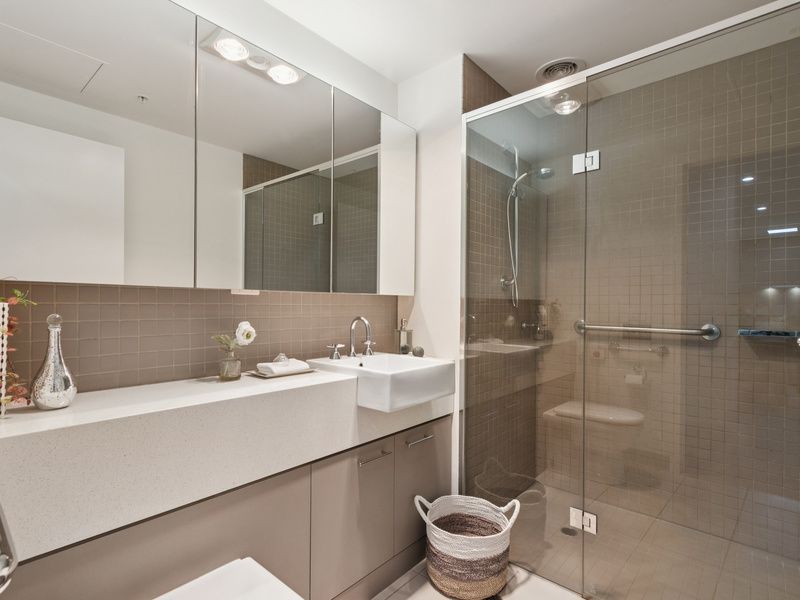 Bright and Modern Apartment in Prime Brighton Location