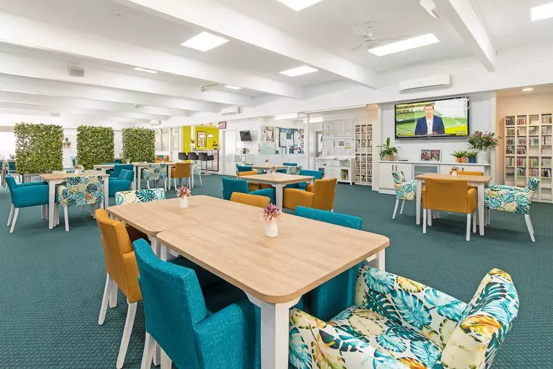 Spacious serviced apartment filled with natural light