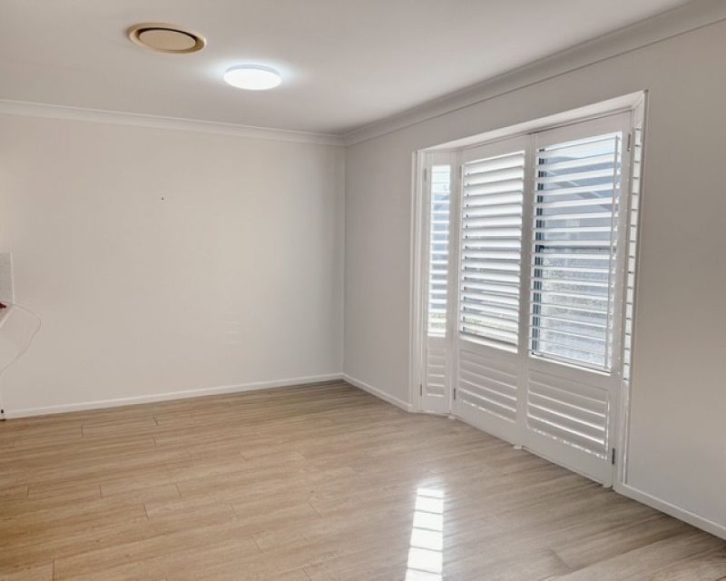 Offers over $670,000 welcome!
