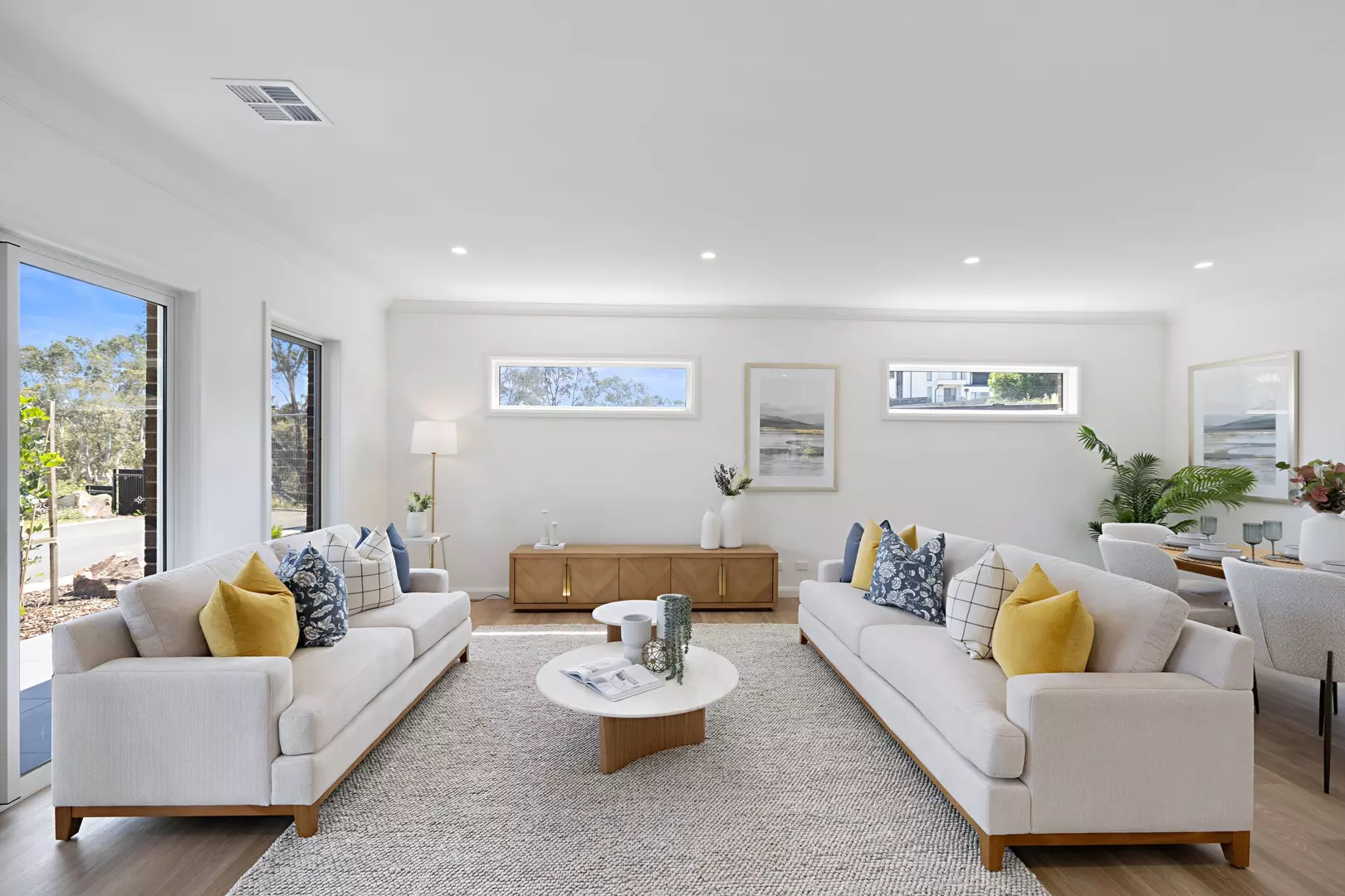 Single level stand alone villa