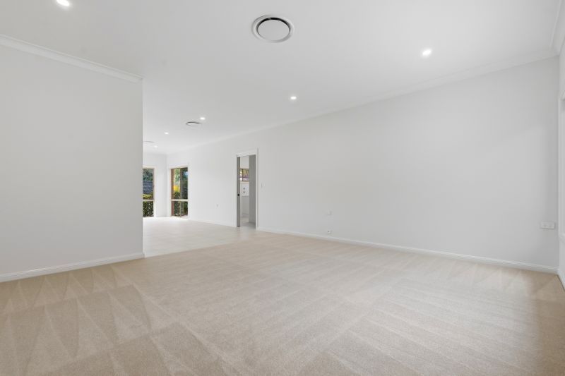 Live your retirement dream in this modern and spacious villa
