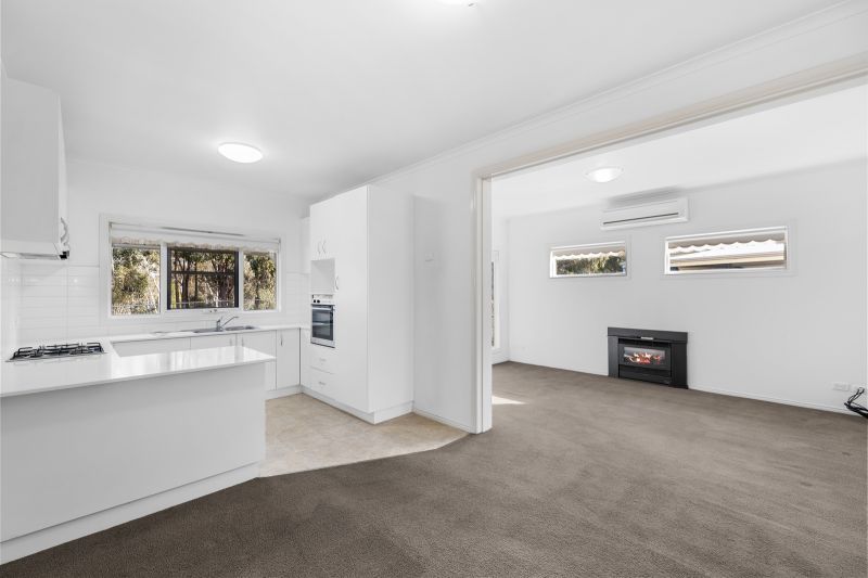 Spacious Modern Living - Peaceful Surrounds