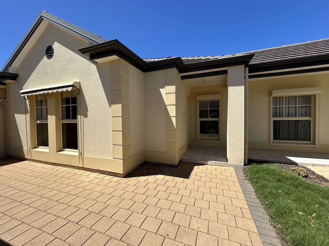 Fully Renovated Modern Home in sought after Stuart Grove