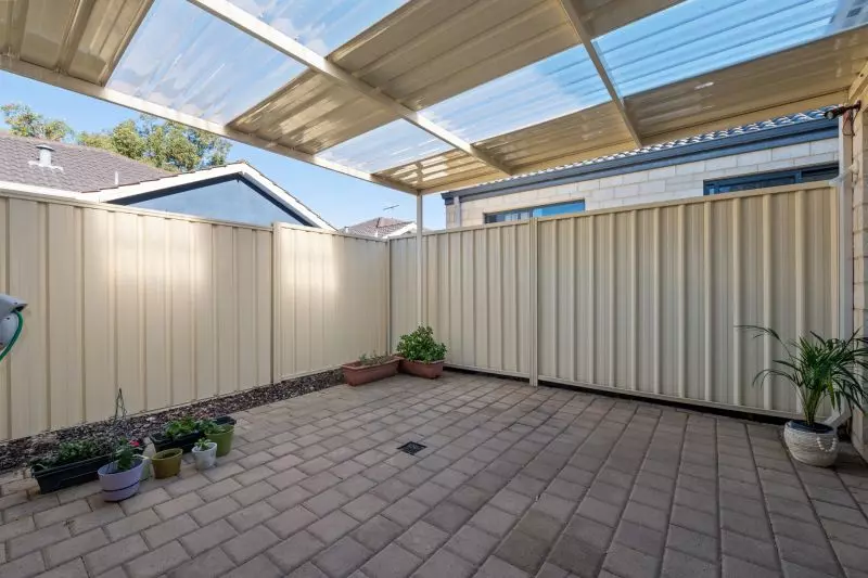 Spacious, Easy Maintenance Family Home!