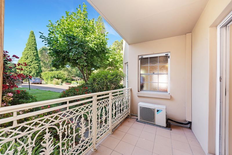 Totally Unique 1 bedroom Garden apartment