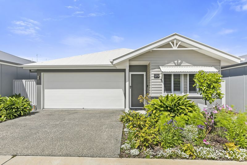 Perfect Location – Move in Ready!