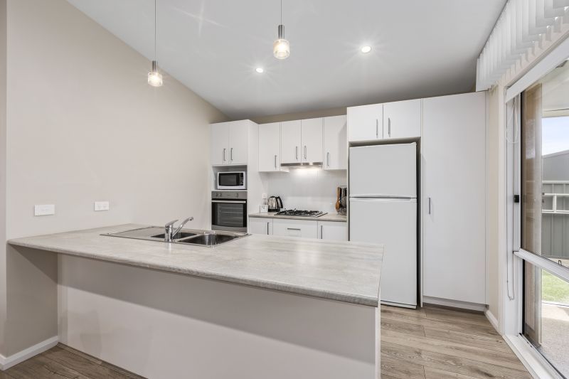 Stylish Home - Relaxed Alfresco Living!