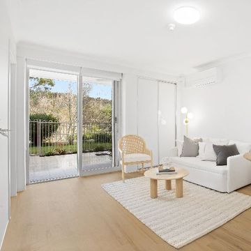 One Bedroom | Unit 106