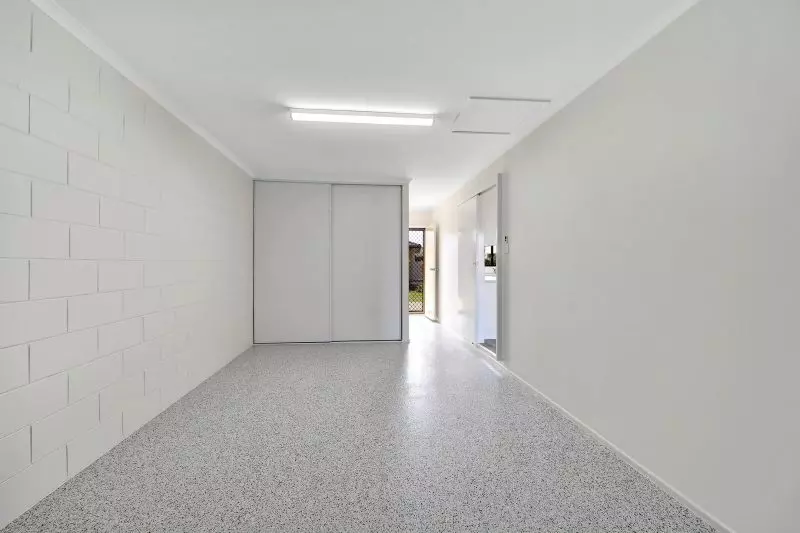 Soothing ocean sounds and coastal breeze!