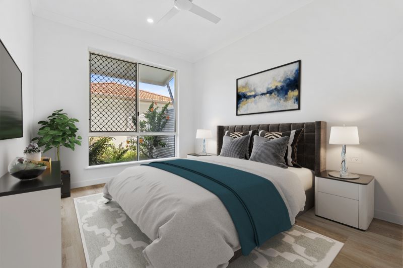 Ground-floor garden apartment!