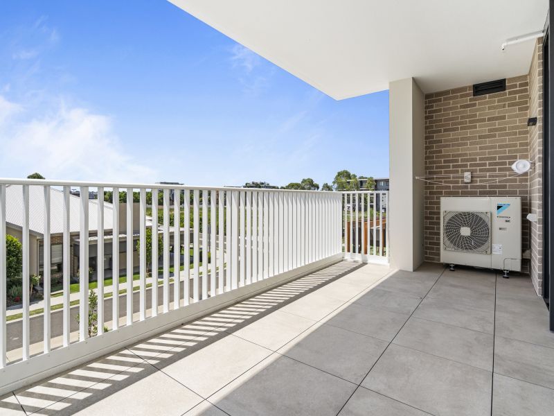 Elegant Apartment with Sunlit Balcony with this 'Finch Design'