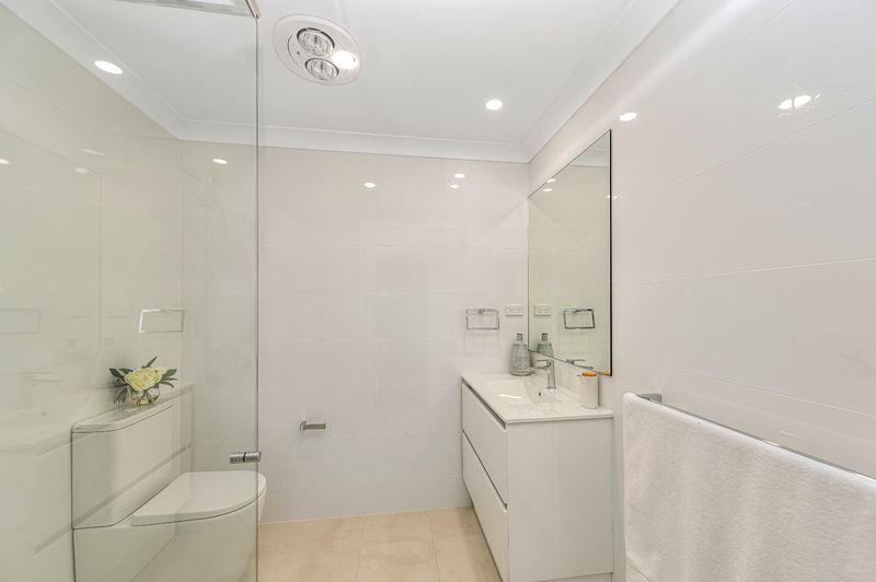 Updated Villa with Alfresco Dining and Serene Garden Views