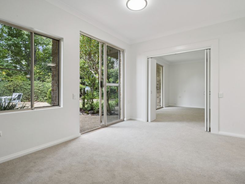 Ground floor one-bedroom apartment with private garden terraces