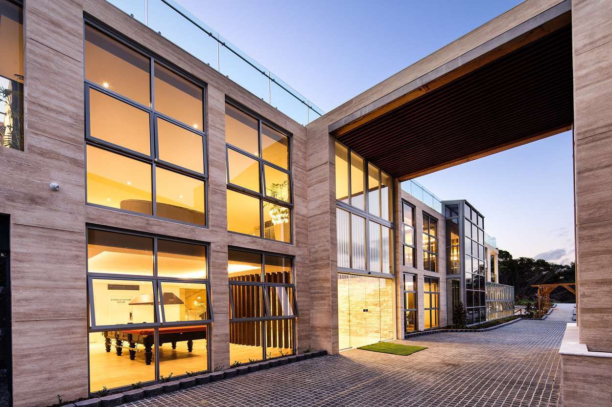 AVAILABLE NOW! UNIT 17 /8 Lady Penrhyn Drive, Beacon Hill