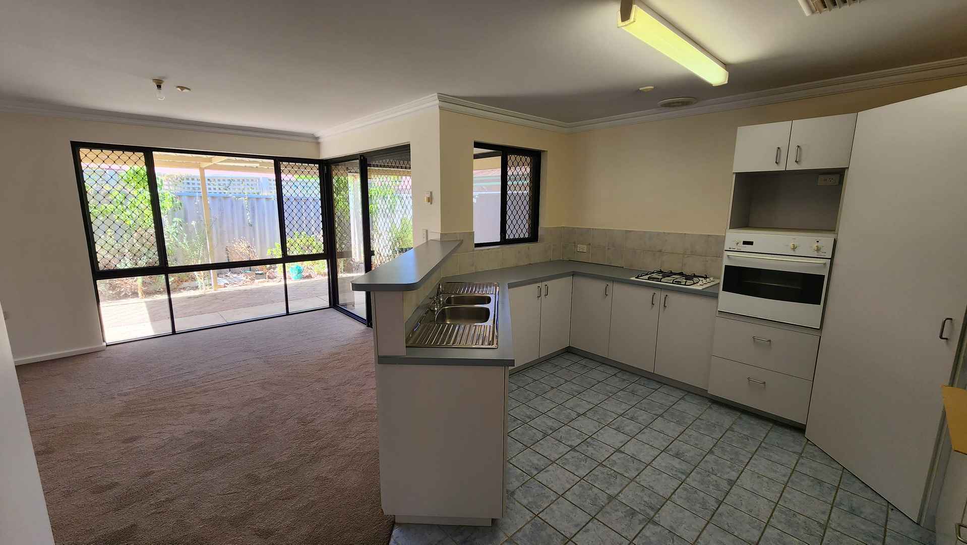 New Listing! 10/4 Keals Close -Bentley 