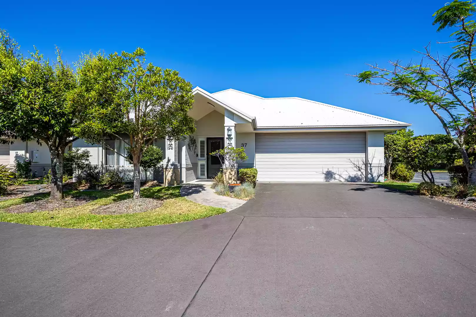 Degas by Palm Lake Resort Tea Gardens