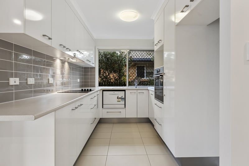 Spacious Villa Retreat with Garden Views