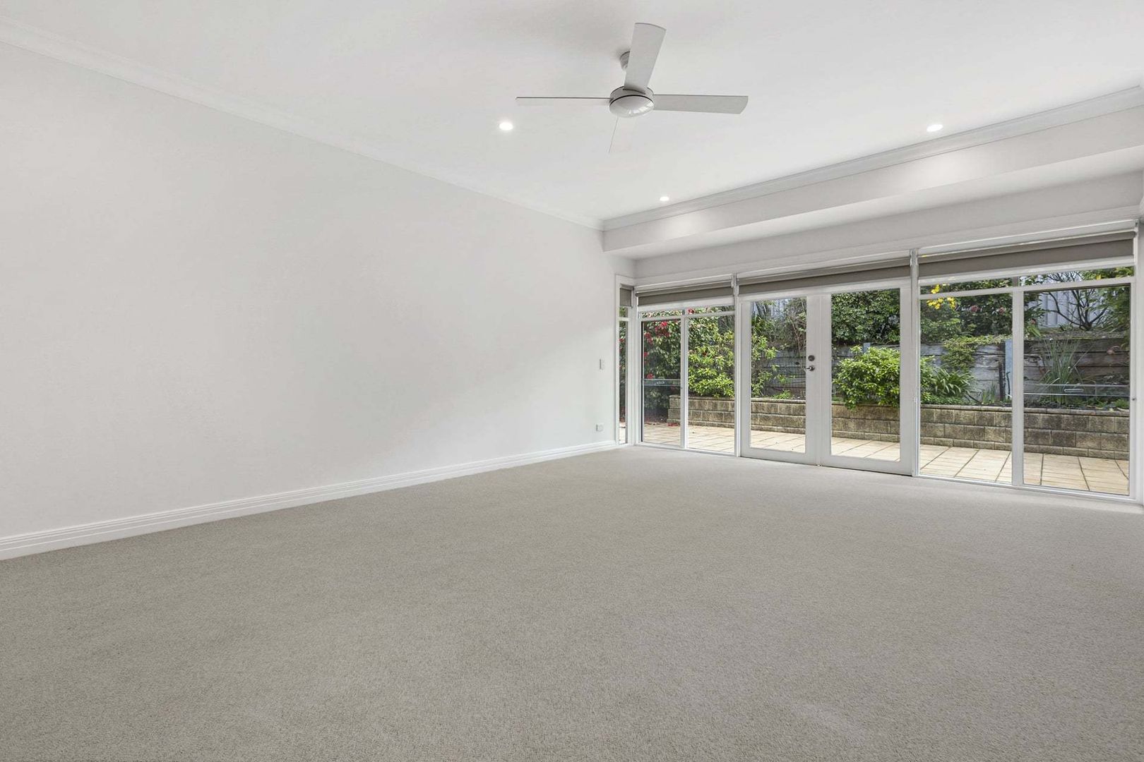 Spacious Garden Unit in Peaceful Cul-de-Sac