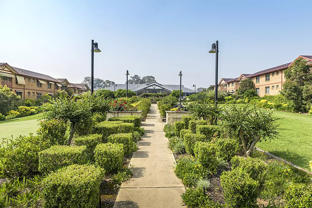 Garden setting North facing ground level unit
