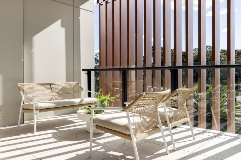 Spacious 3-bedroom apartment with large private balcony