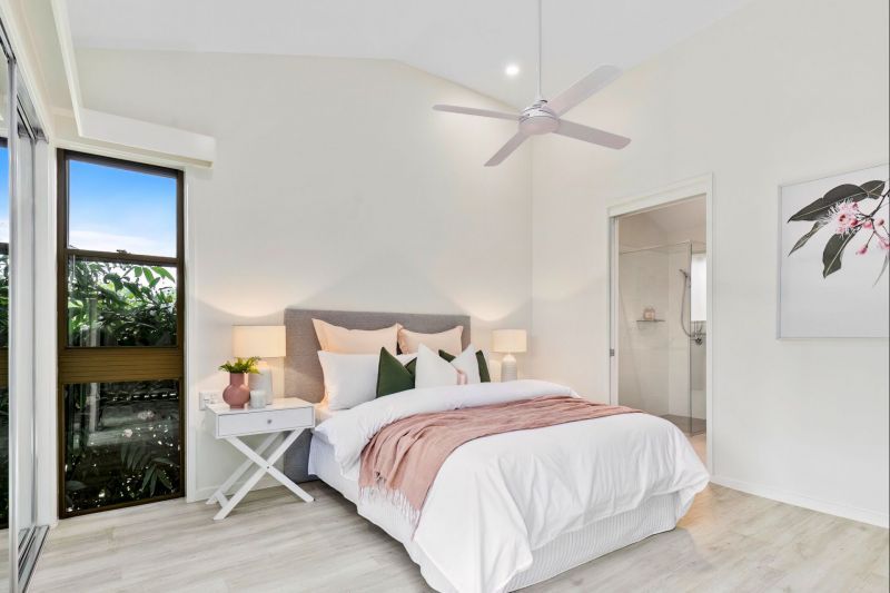 1 bed plus study villa in great location. Currently under construction