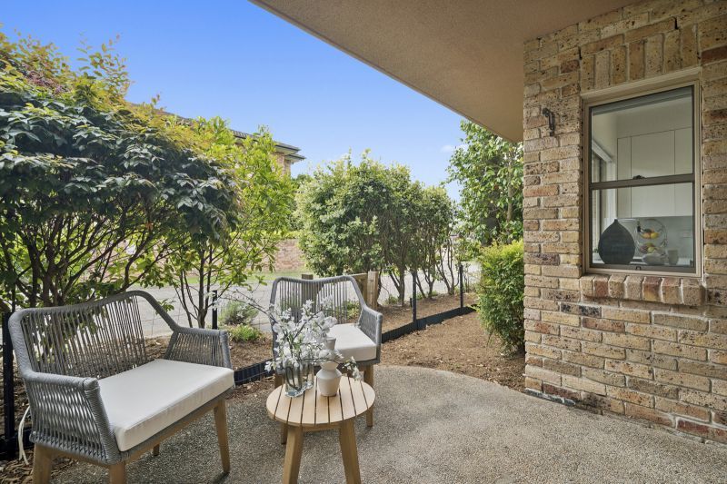 Charming ground-floor retirement villa