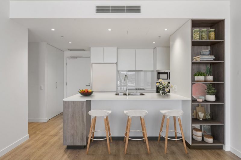 1204/39 Lakeview Promenade, Newport