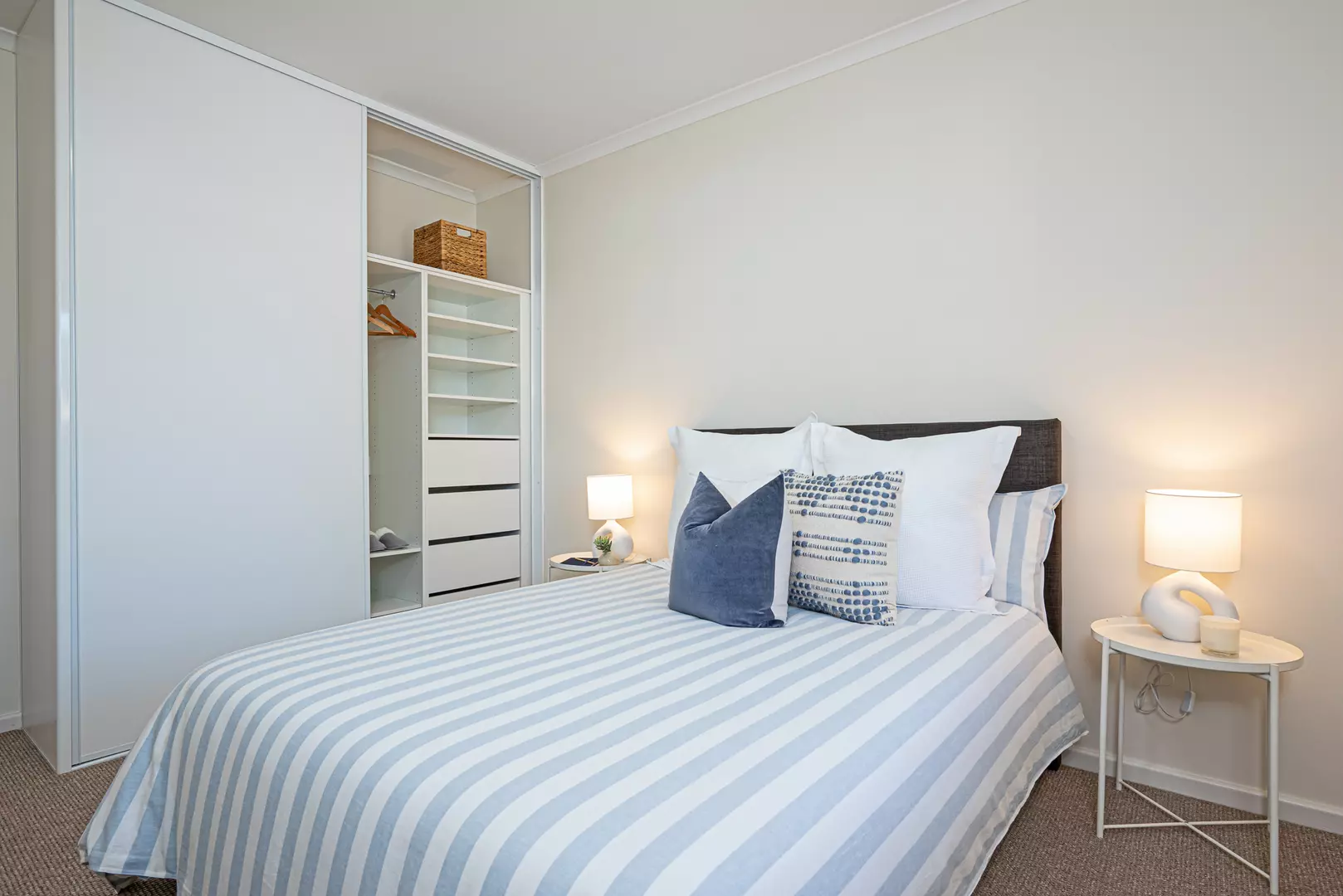 Are you aged 65 years or older and no longer working full time? Discover your independent retirement living beachside bliss at Hove