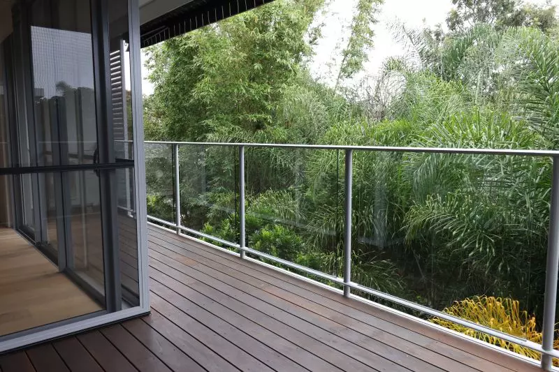 UNDER OFFER 2 Bedroom plus study nook Beauty so Private & Tranquil!