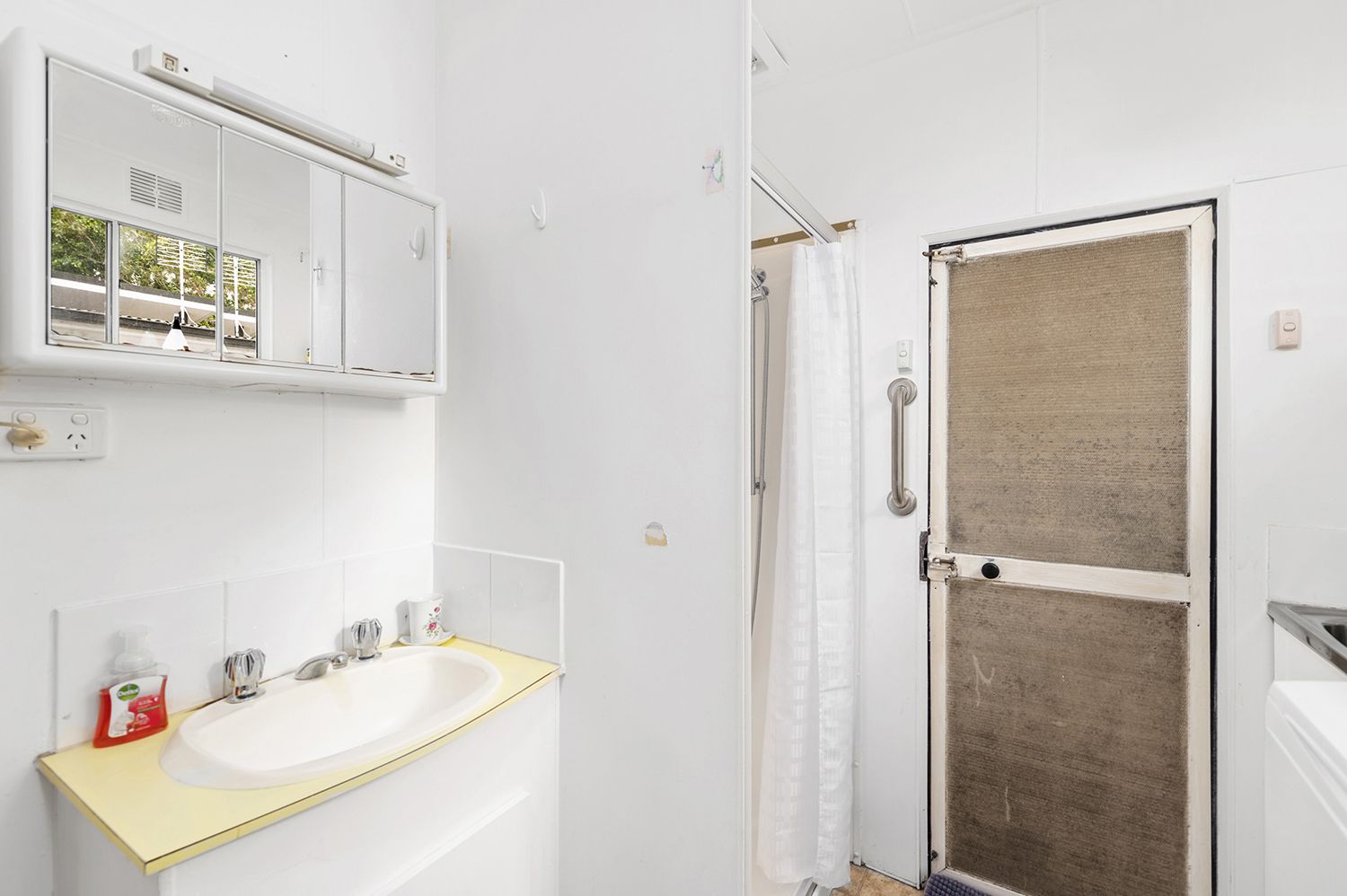 UNDER CONTRACT/DEPOSIT TAKEN - Super Kitchen - Multi Parking Potential - Great Courtyard adjoining Bushland