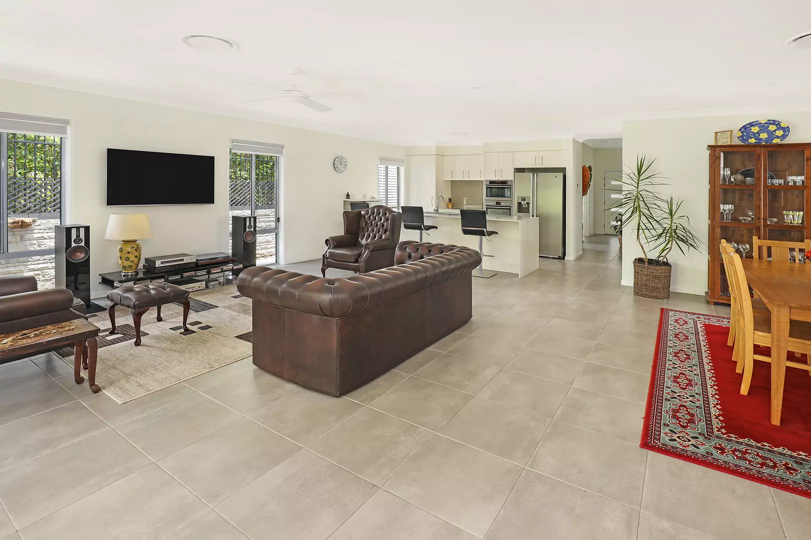 Modern Elegance on a Coveted Corner – Effortless Living Awaits - Villa 94